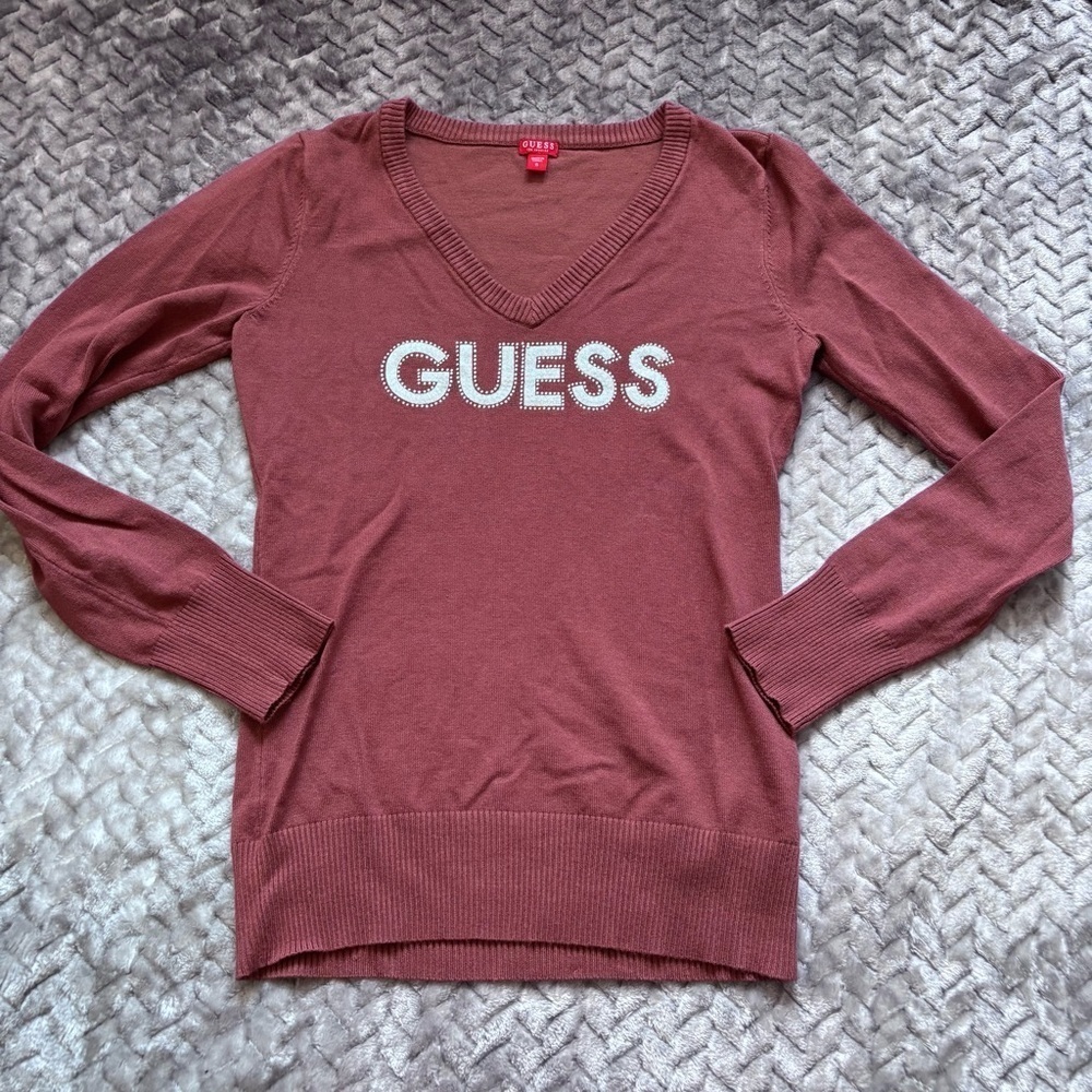 ⭐️⭐️⭐️Y2K long sleeve v neck bling guess logo sweater size S